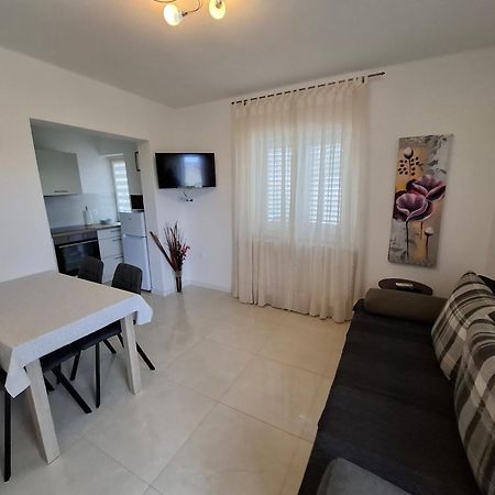 Apartment Sonja ราบัซ ภายนอก รูปภาพ